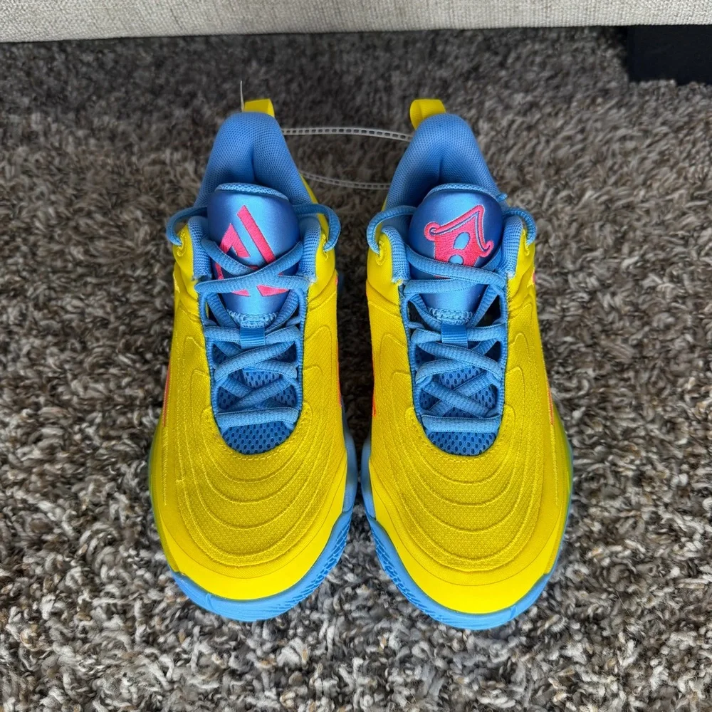 Nike Giannis Immortality 4 Yellow FZ6734-700 Size 1Y Basketball Sneakers